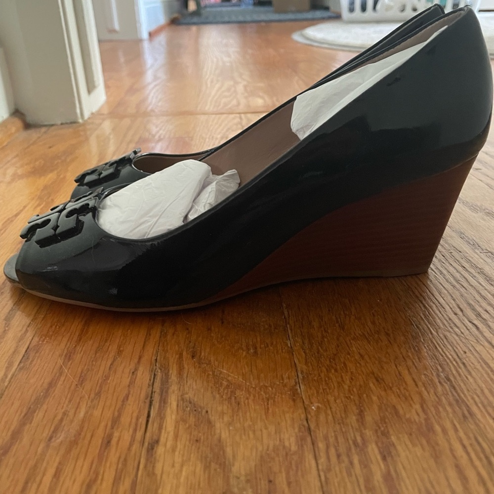 Size 9 Tory Burch wedges